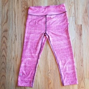 Under Armour Women's HeatGear Printed Capri (SM)